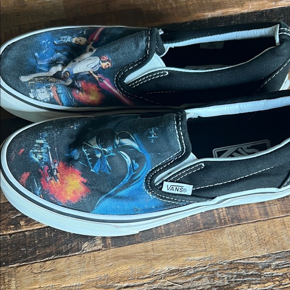 Vans Kids Star Wars Slip-On Sneakers - Black and Blue - Picture 3 of 9